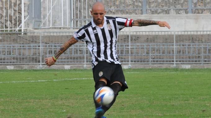 Calcio mercato al via il 2 dicembre I primi botti: Matteo Caciagli torna a San Donato, Milianti alla Cuoiopelli